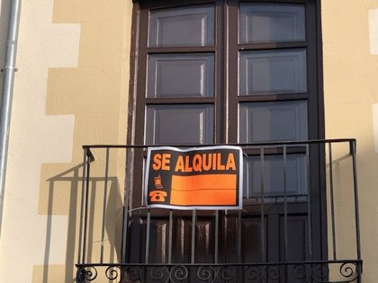 La odisea que viven los extranjeros para alquilar una vivienda en España: «Lo siento, la dueña no quiere estudiantes o extranjeros»